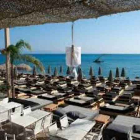 בית נופש Haven Villa Central Very Quiet Near Elli Beach And Old Town *