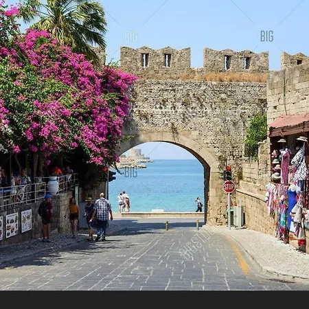 Semesterbostad Oasis In The Heart Of Rhodes, Next To Old Town, Near Beaches - Haven *